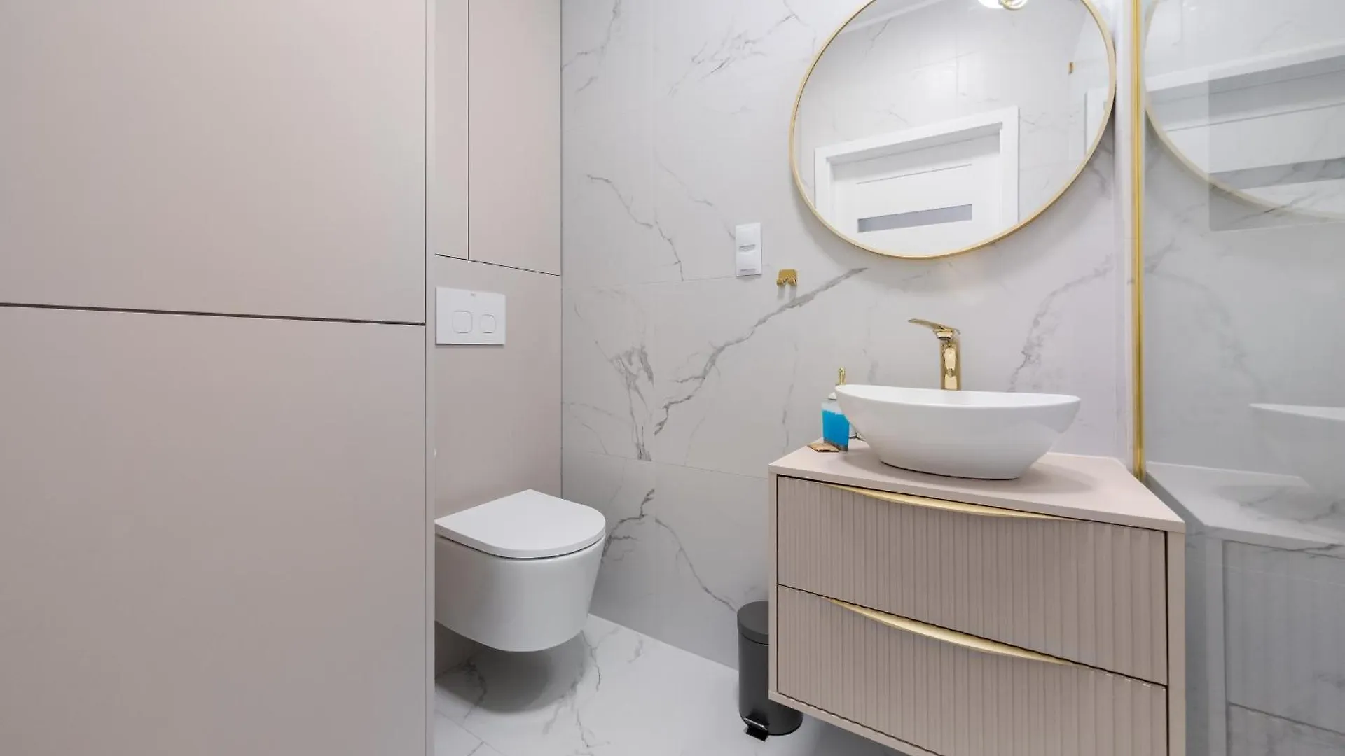Virgin River Deluxe Apartment Wroclaw